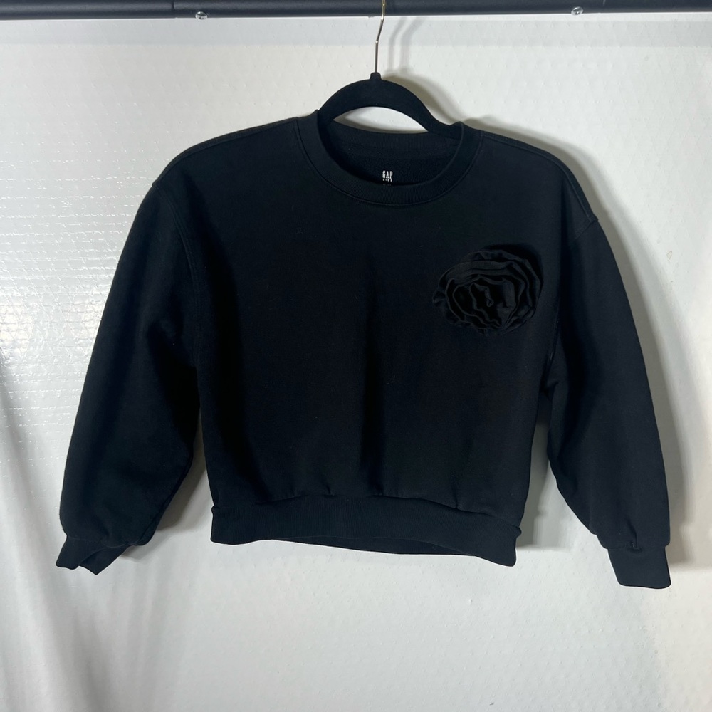 GAP Black Sweatshirt with Floral Accent 102